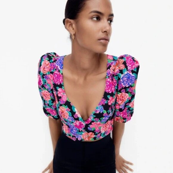 Zara Multicolor Floral Print Cropped Top Size Small - 47761 - Picture 3 of 15